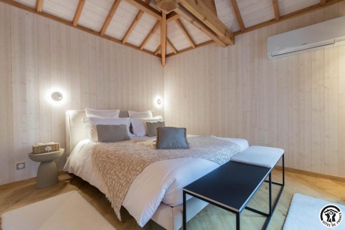 31G301727-d114027bb6f64814bd5cbf0f385ae308