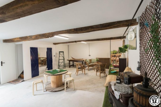 31G301753-105384ae1cd84e3380594d55cf64ab99