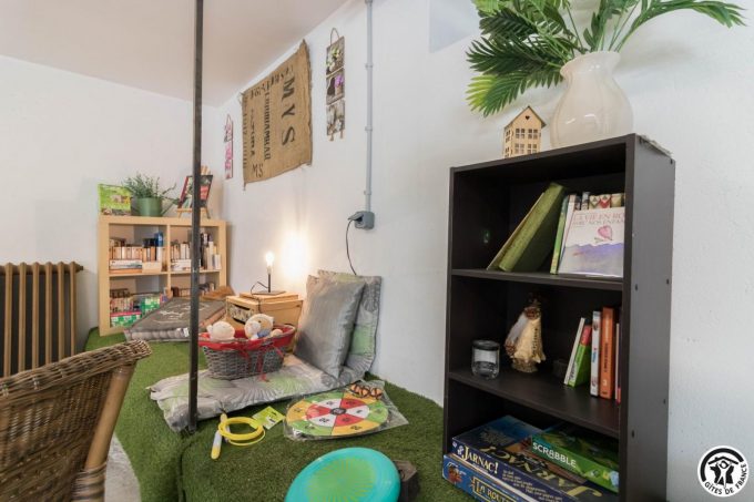 31G301753-60f108d4fc9947abb4e71c2182695ea0