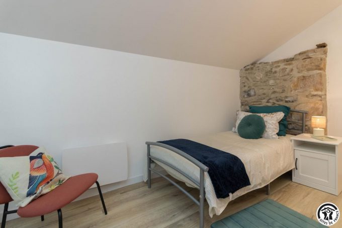 31G301753-ca387827942d456ebfa72d1197b5b1a7