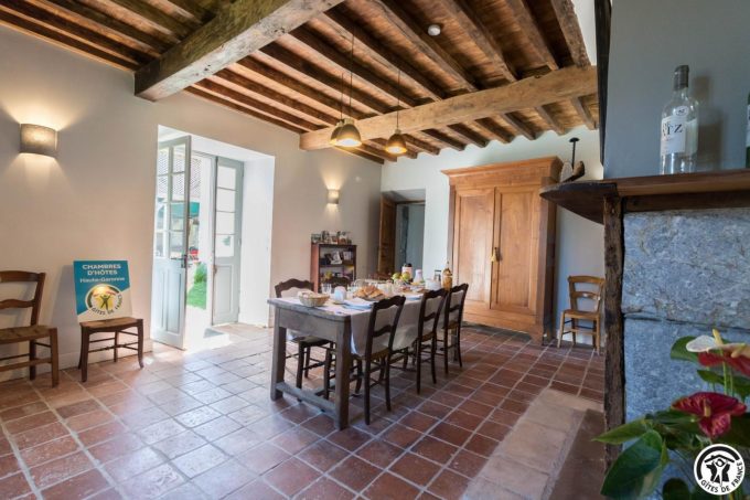 31G301771-a3040c51dcce462bbc66abf79ce0c603