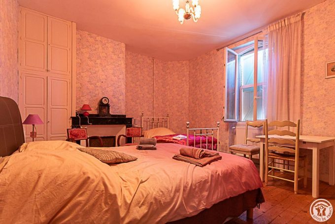 31G301778-0d280ce92cd34a808870fe1ed90b6a2f