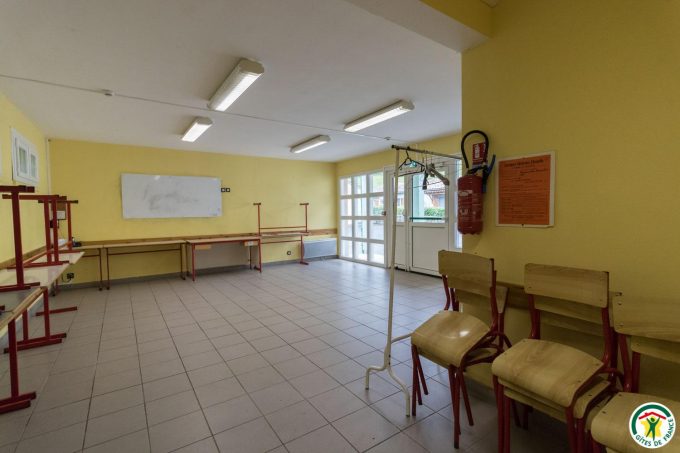 31G400525-06b397d3ffc540d2acc3a60dc51236d2