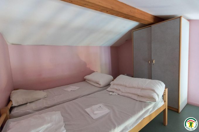 31G400525-51bd5e03efc44fdbbc8f4646cf962f9a