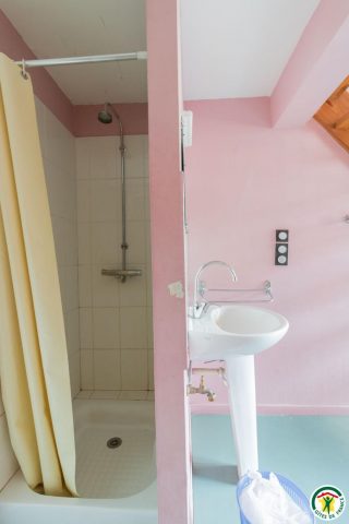 31G400525-778ecd7a2061401d966000a38bd9cf8c