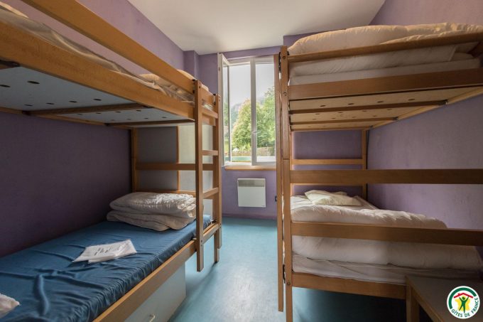 31G400525-95cdb06d30b244f2b1d99fba25760c8a