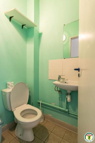 31G400525-fda3ba6ebb914f108150777ed2172067