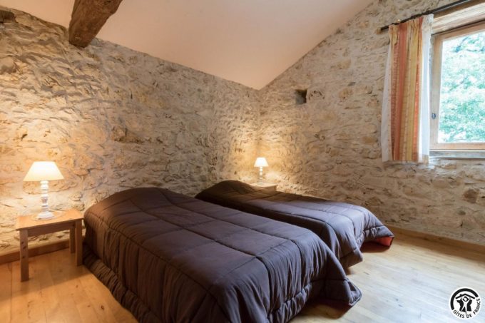 31G400541-00434cd35ca84df783e522e8302faab7