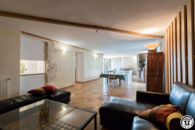 31G400541-0fbe639ec03945b1b308bf0efd23eaf8