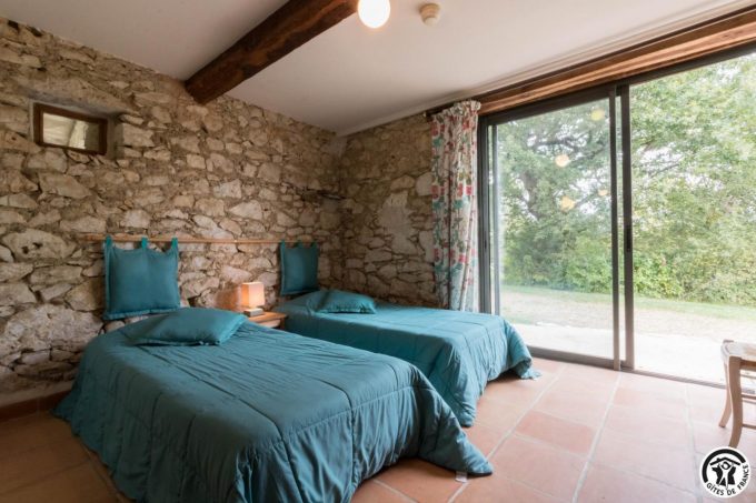 31G400541-12c2b44653e8405e9ffba44ae683ddb0