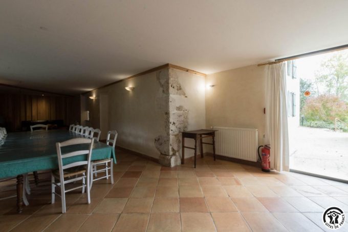 31G400541-36fbf72e6cc741ddb7d98be4b649f1e9