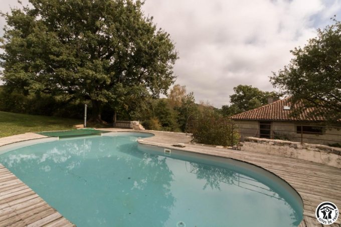 31G400541-9a5a0ec71a1b4ecab3f880d80cc71b07