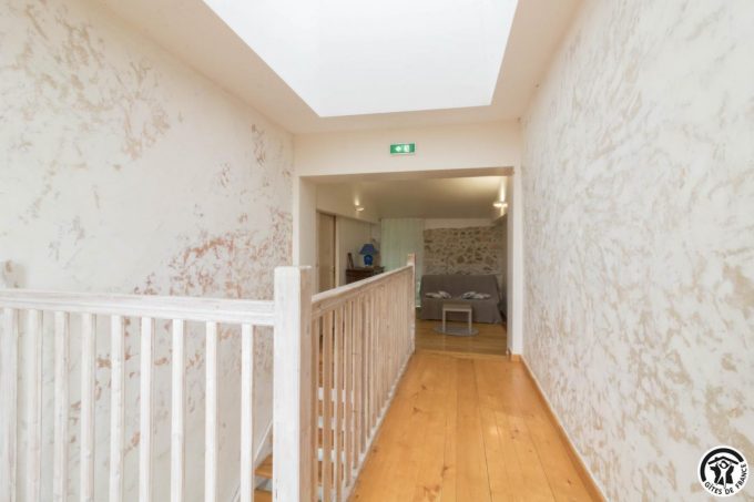 31G400541-dbd5705b4fd44149885f3bb134401338