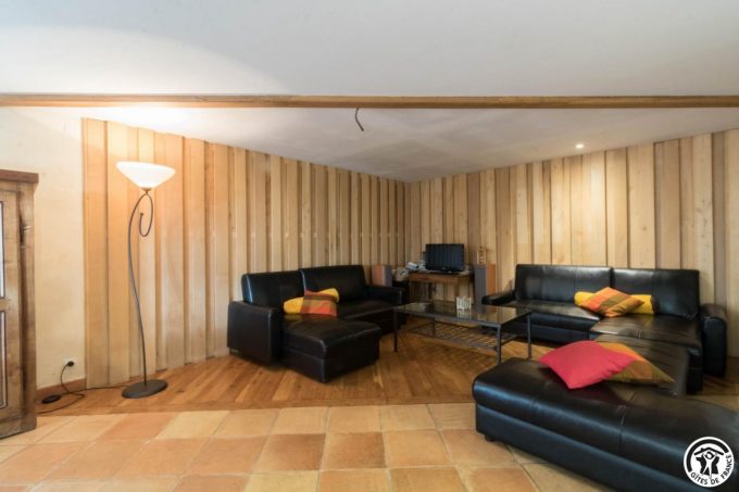 31G400541-e30efcdb65db40ceb03876e78e3aaaa7