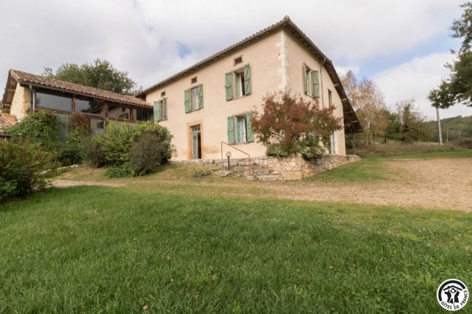 31G400541-f40392282bb948878a7d8e2e1e2c3e9a