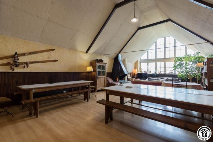 31G400647-10c5d4fdf9ed4e55bea6f21dfa53921a