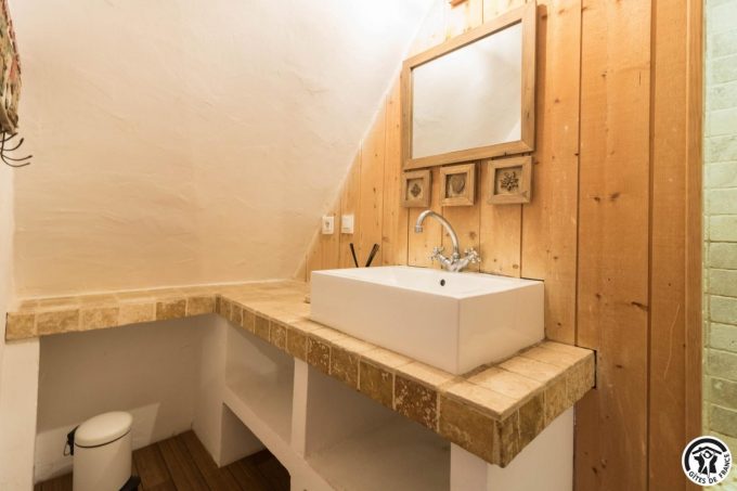 31G400647-41fa80ab7d524429be06ce3c1946a29a