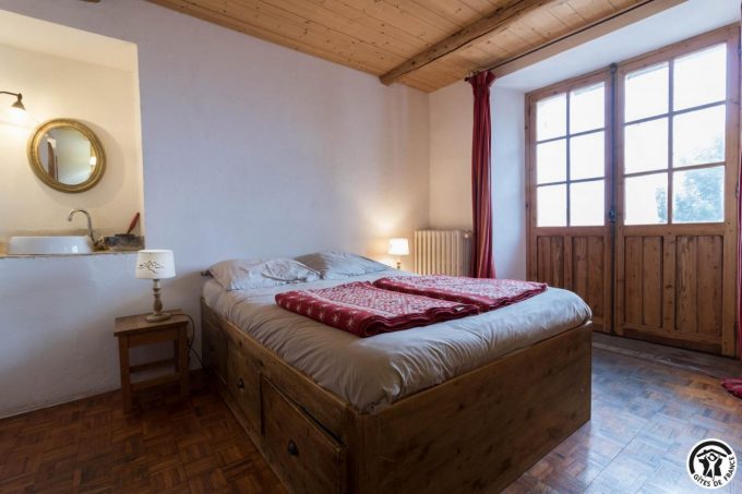 31G400647-c0ece3761b684ffabb9671f92088372e