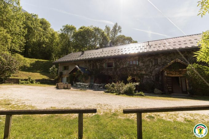 31G400762-00aff7155b7247a3971c48614440babb