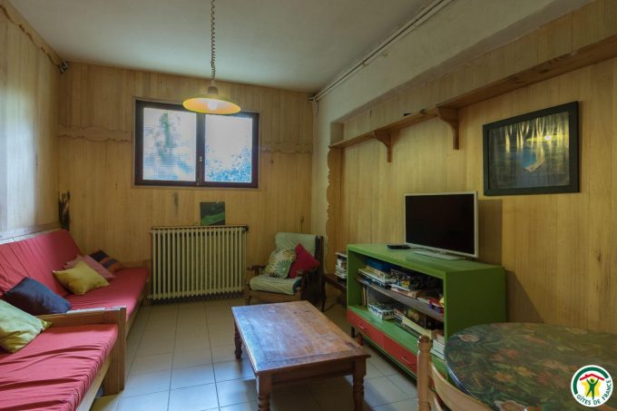 31G400762-8425caed86e9402ebf2695b20f602117