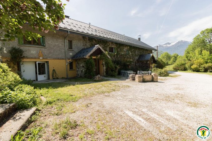 31G400762-d027b52e7a1b443e97ec17b3bc587e35