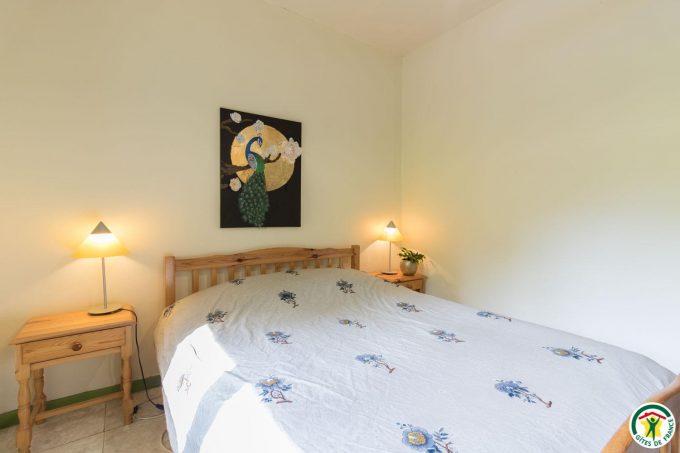 31G400762-ffee5c9dd63b43ba9386bef779dbbd02