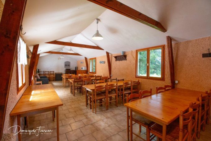 31G400939-2919a5317cf94c38a8696a41f92bc985