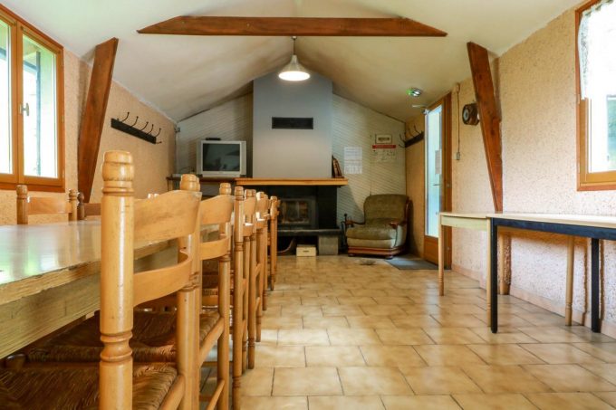 31G400939-69591aa692ff43e69947b81cd7811403