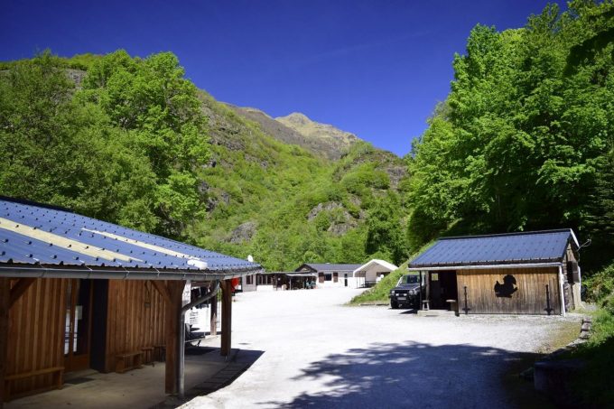 31G400939-6de33963595e4a65b79a850fe5d9046f