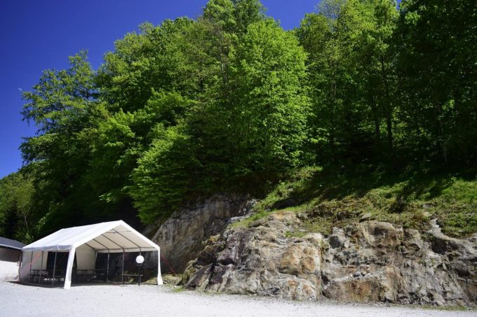 31G400939-bcf9b0c4a0064d5fa38f47bcc44e25af