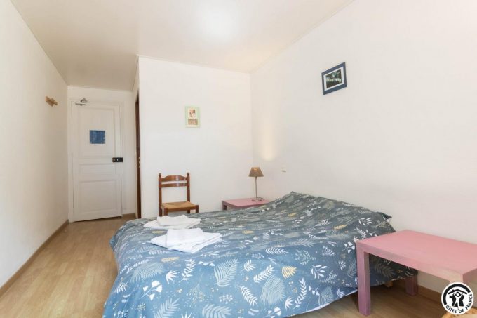 31G400994-e7b314aa42ff48ec90c7f5fb52cad3c4