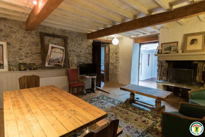 31G401200-0a166e6d97d54046b4ce1c33f63b4b9a