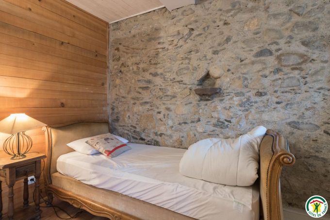 31G401200-39634df1daff4f218d731ffbd2936338