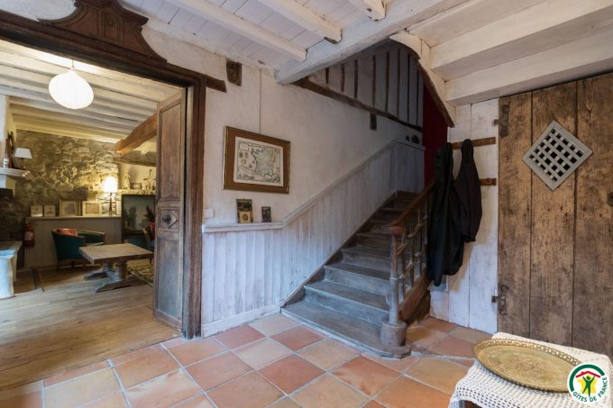 31G401200-e86a115016a74e8e8cf8d85c2865b2a1