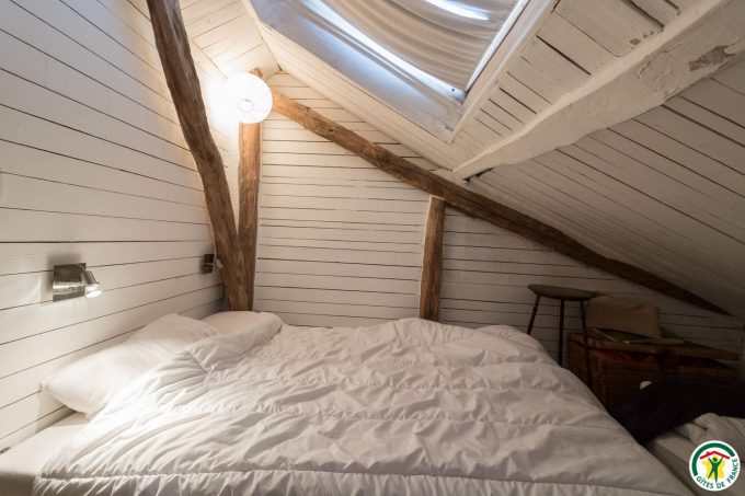 31G401200-ffe6ccd8d3a84ad886ec0bb419a347c1