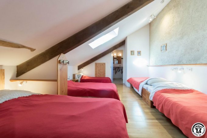 31G401244-34a96803d7844e489b4835ebd48d3082