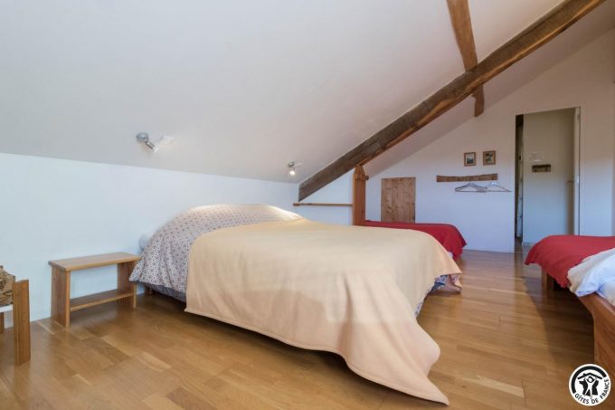 31G401244-73b0d95ce537481c9325196eefaf317f