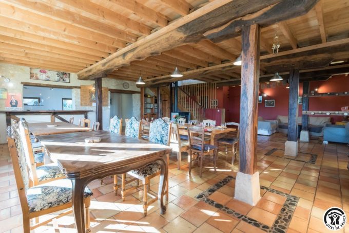 31G401244-a1c92693d79c4eac91e2b6abd2283207