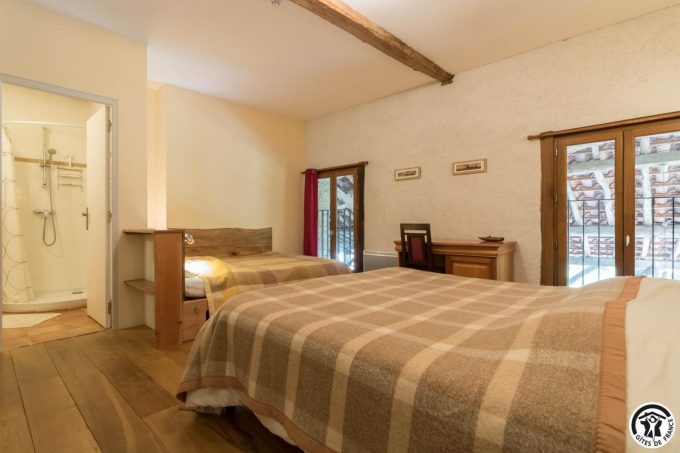 31G401244-adf8b7e5bf8b4e308f0006808f8da18d