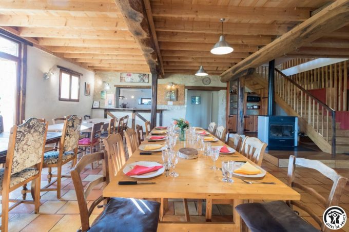 31G401244-df556a8f7ed0499285c5c56078d835bb