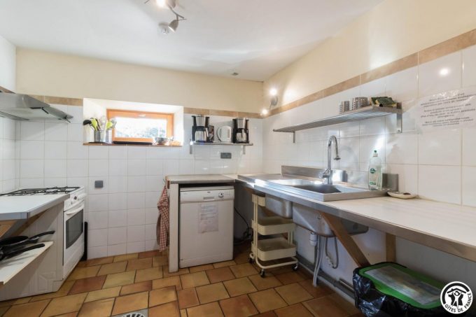 31G401244-f6f251fcfa744d1e954886418bdde683