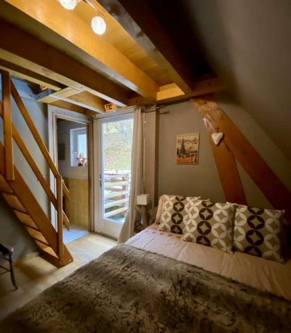 31G401245-5c33591b577b4216b7679bf973b979a0