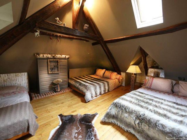 31G401245-6f5808a92ed4422abf42ad72a97bee72