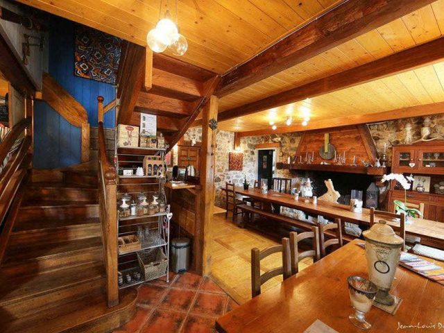 31G401245-9f4d683ec8d246fa9b794af2beac9c5e