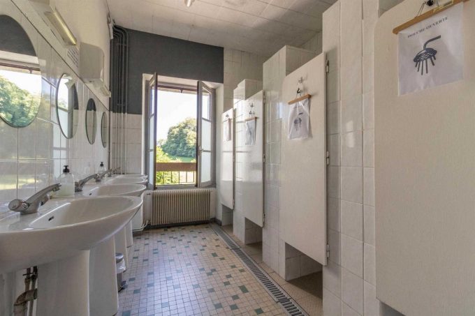 31G401468-6c26dc2af3ff407cb4945af699ea3485