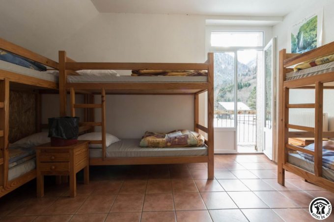 31G401468-ae8d8defa2114e0bb2a94458befd2aa1