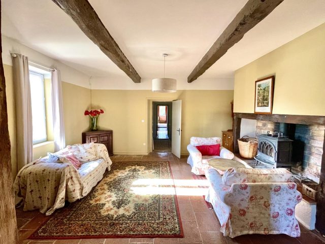 31G401480-5d9b1cd7c0294ca5acaf90f877858f2a