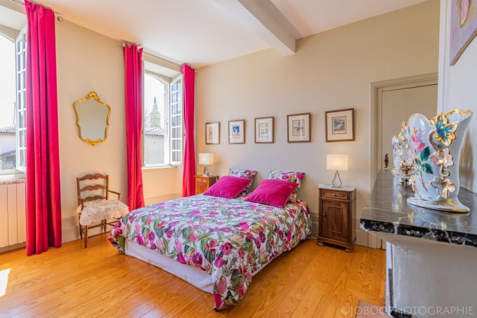 8.-CHAMBRE-ROSE–Ostal-Cassinia-313