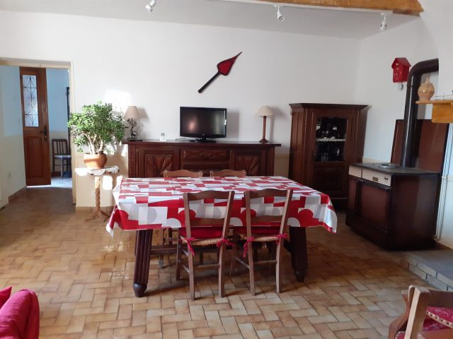 Au-Grand-Cedre—La-piece-de-vie—Miramont-de-Comminges-2