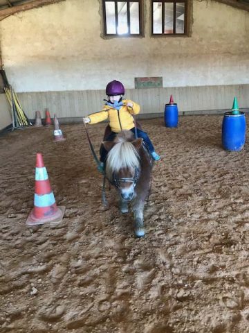 Centre-equestre-Les-farfadets–A-poney—Escanecrabe